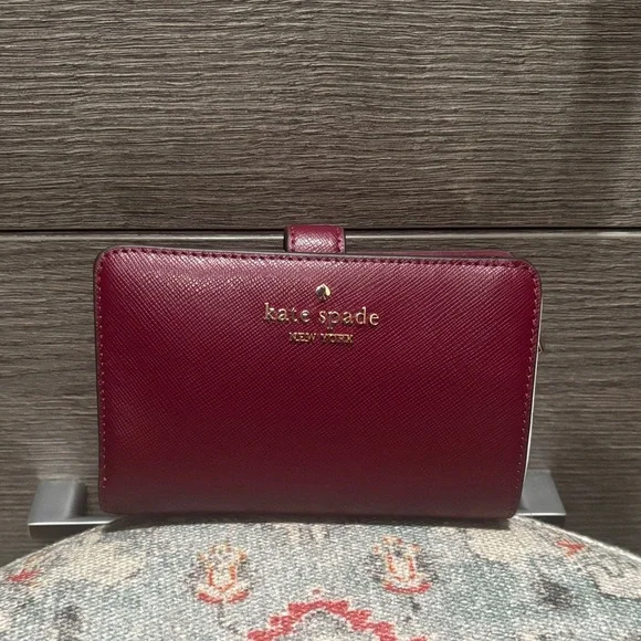 NWOT Kate Spade Burgandy Wallet - Picture 1 of 6